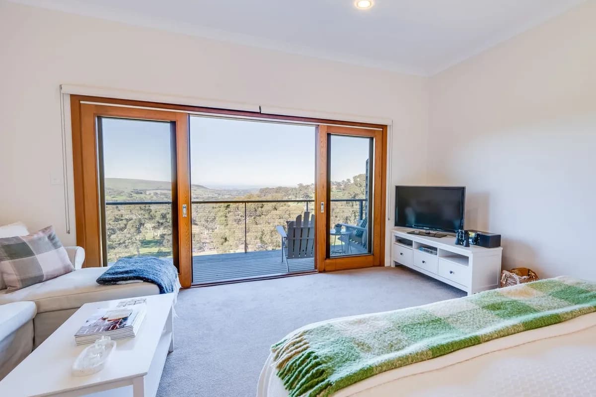 Seascape Retreat setting