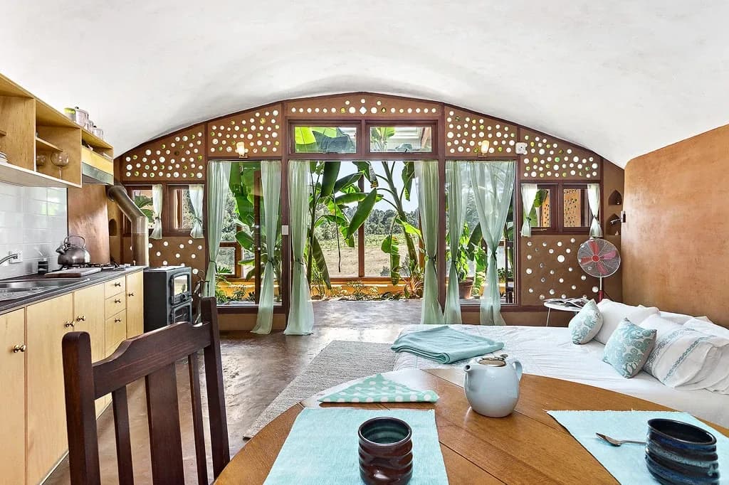 Earthship Ironbank setting