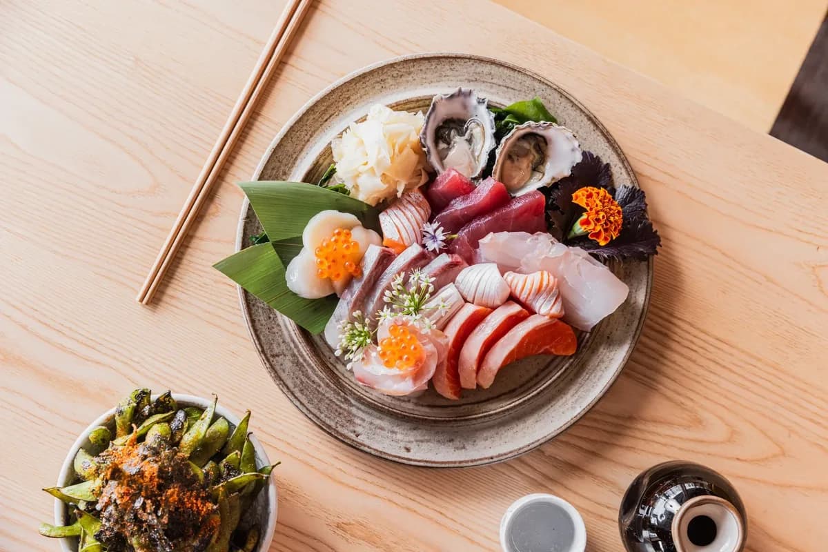Yoko Dining setting