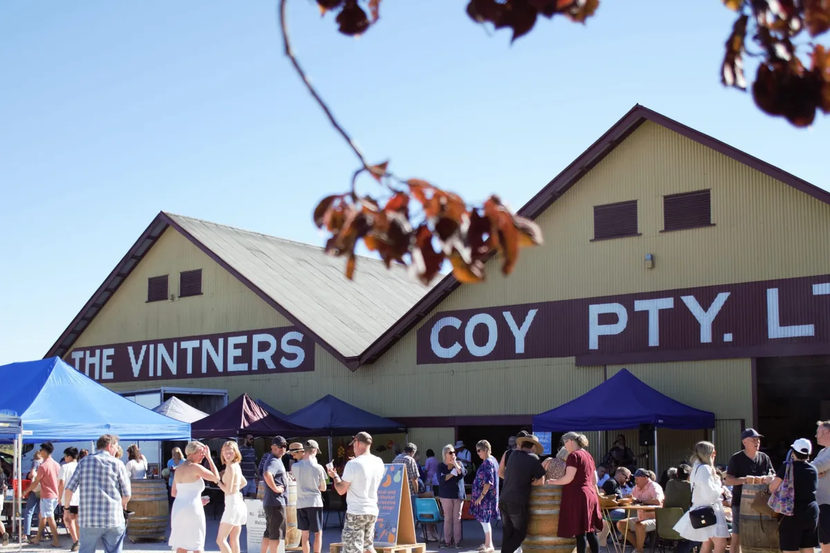 Barossa Farmers Market setting